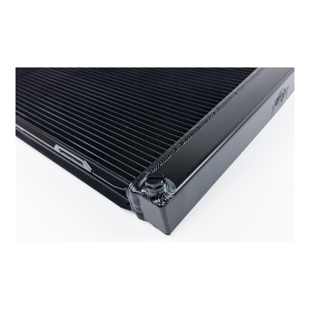 CSF BMW E28 M5/E24 M6/635CSi High-Performance All-Aluminum Radiator – product detail view 4
