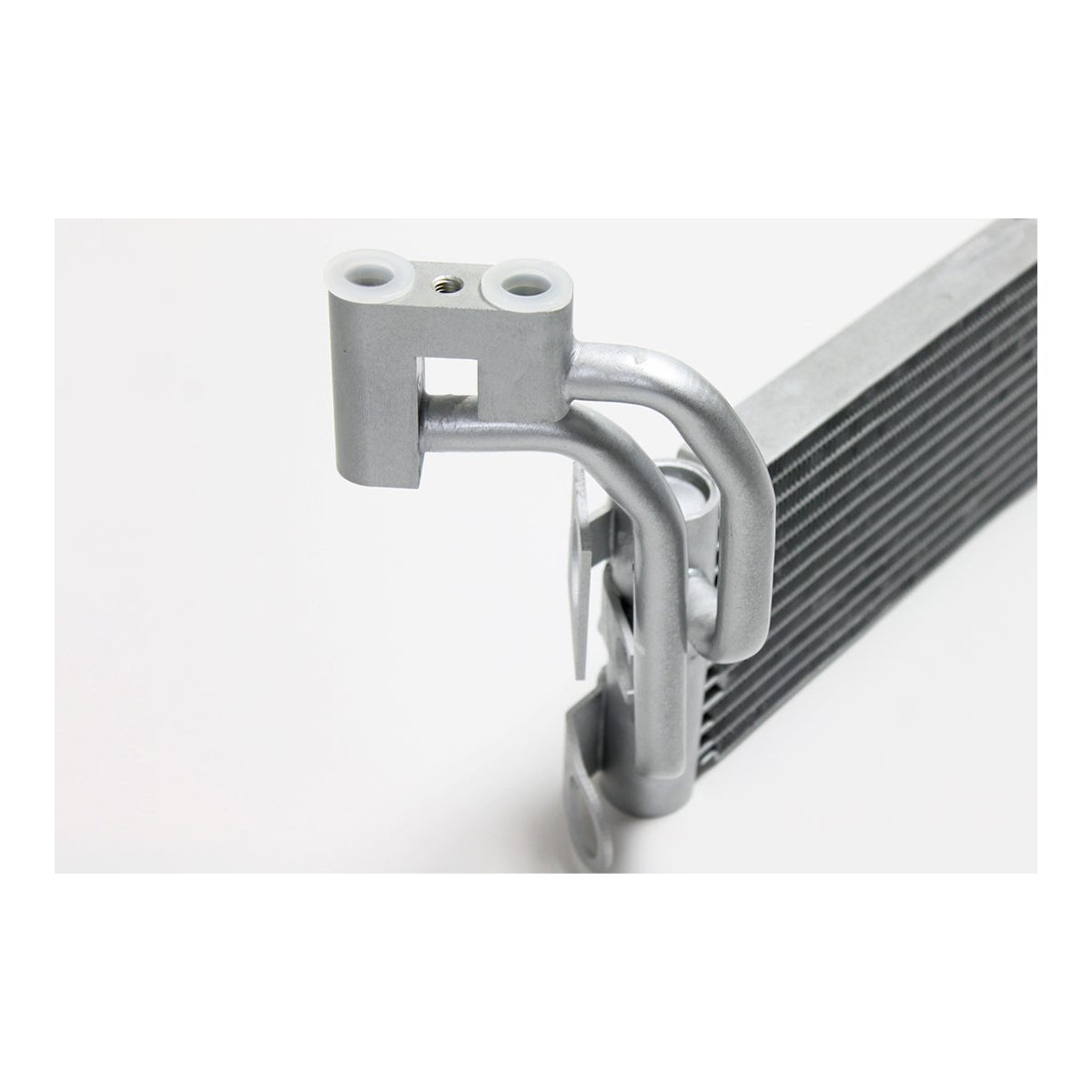 CSF BMW E9X M3/335i/E8X 135i Race-Spec Transmission/Oil Cooler – product detail view 4