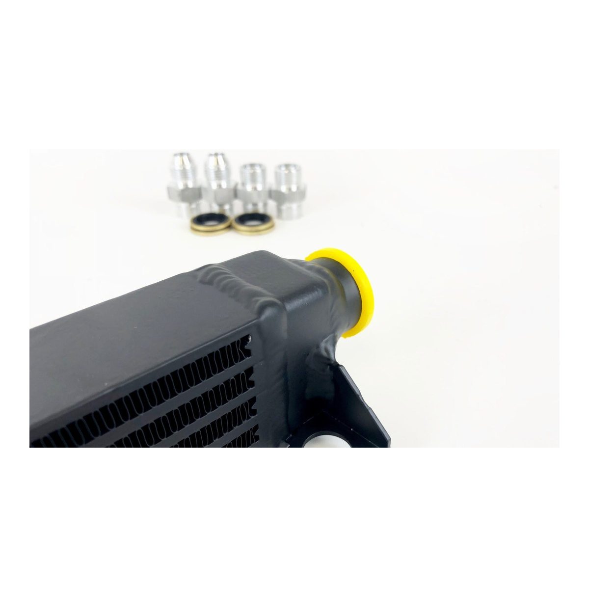 CSF BMW E30 Oil Cooler w/fittings for OEM style and AN-10 male connections – product detail view 2