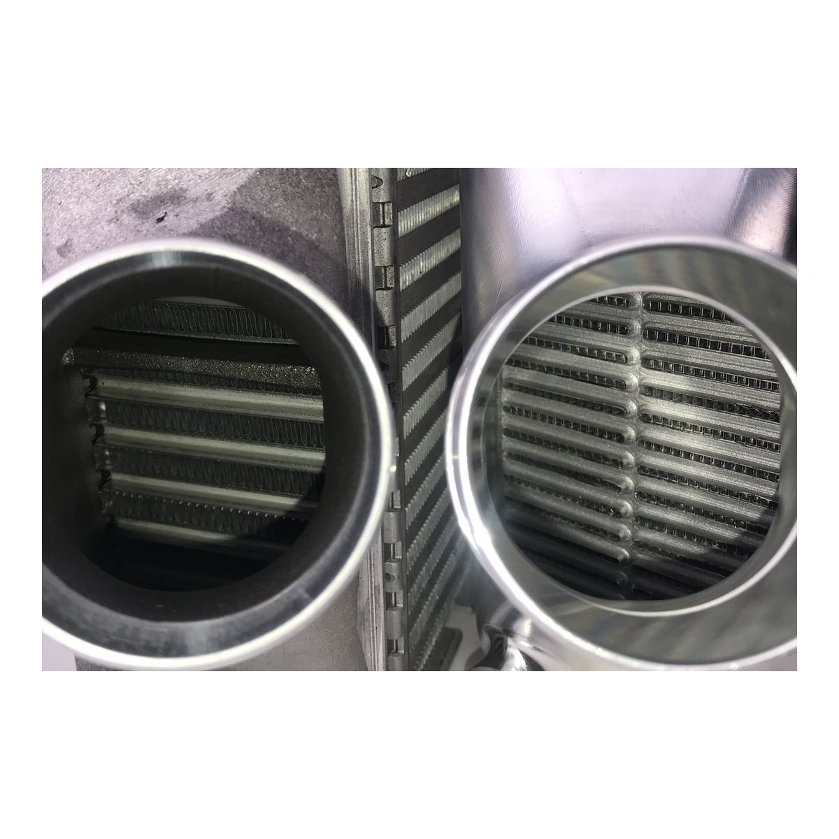 CSF Porsche 991 GT2 RS Twin Intercooler Set – product detail view 5