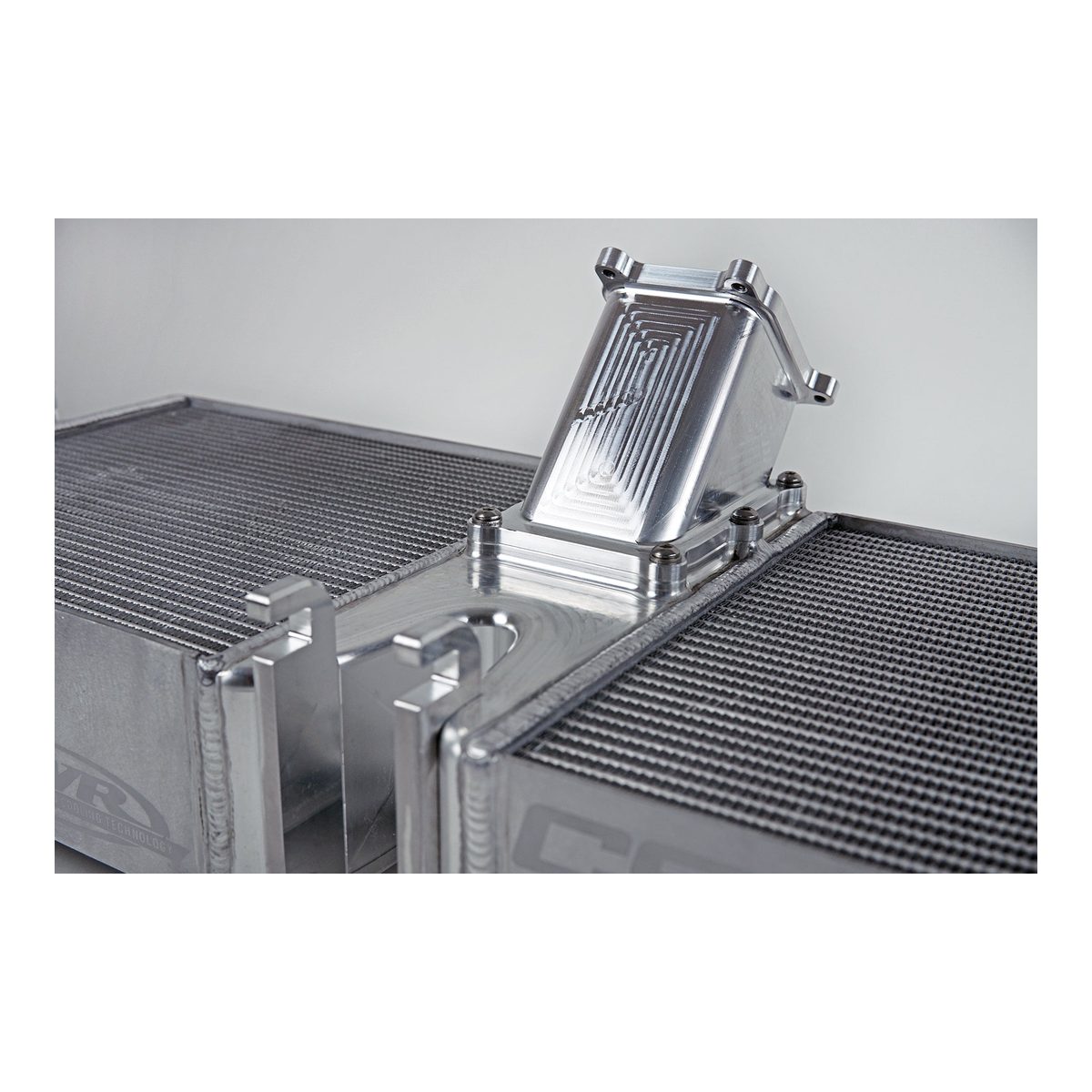 CSF Porsche 992 911 Turbo/Turbo S/992.2 Carrera (3.0T) Intercooler System – product detail view 3
