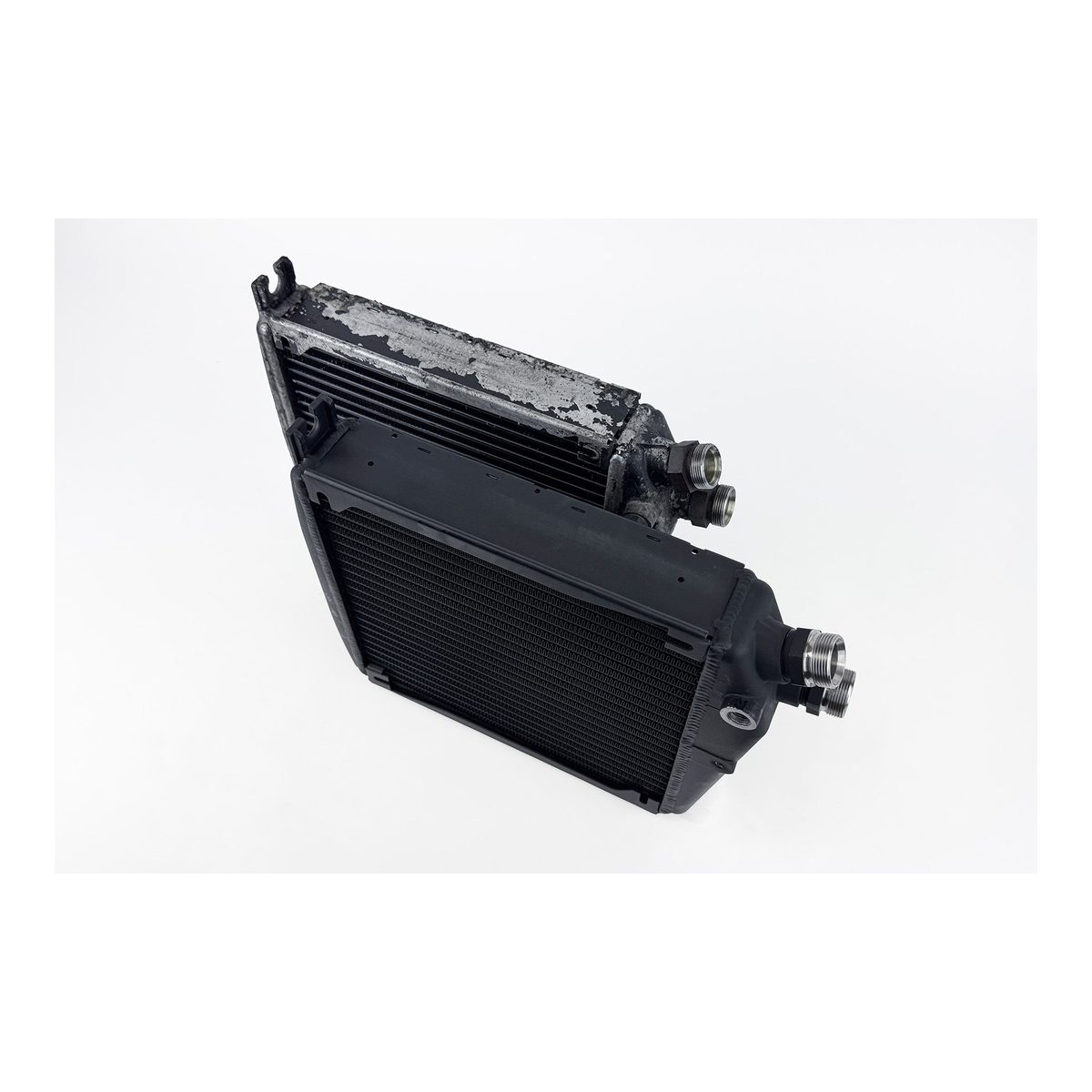 CSF Porsche 964/993 OEM+ Performance Engine Oil Cooler – product detail view 7