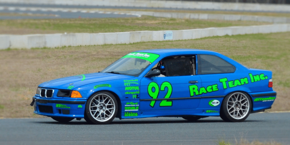 Race Team Inc. BMW E36 on Track